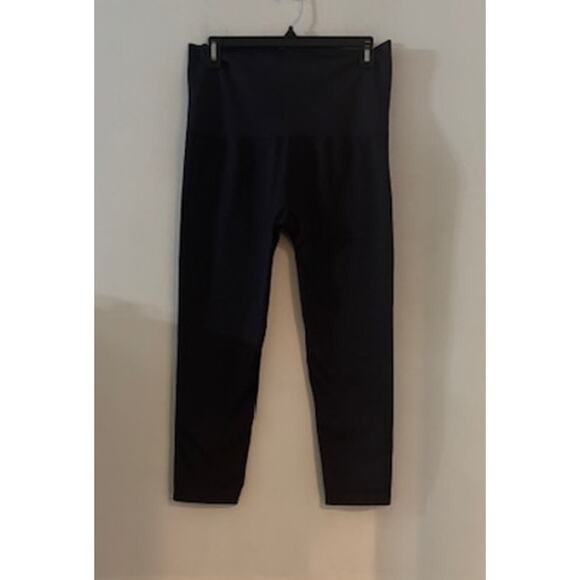 Spanx Look at Me Now Seamless Black Leggings Pants Cropped 3XL New - Picture 3 of 6